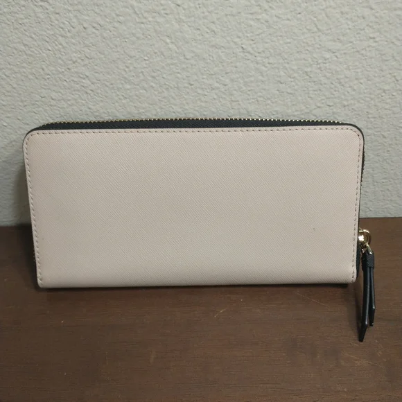 Kate Spade New York Laurel Way Neda Saffiano Leather Zip Around Wallet Tan - Picture 3 of 13